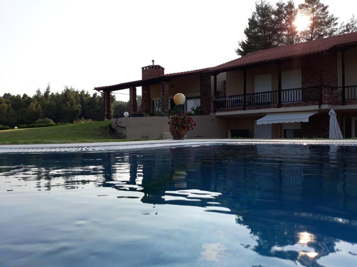 Villa Sourouko Paliouri Luaran gambar