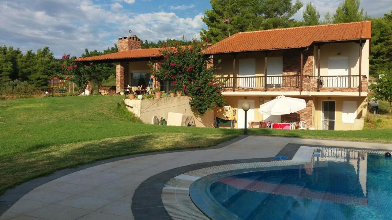 Villa Sourouko Paliouri Luaran gambar