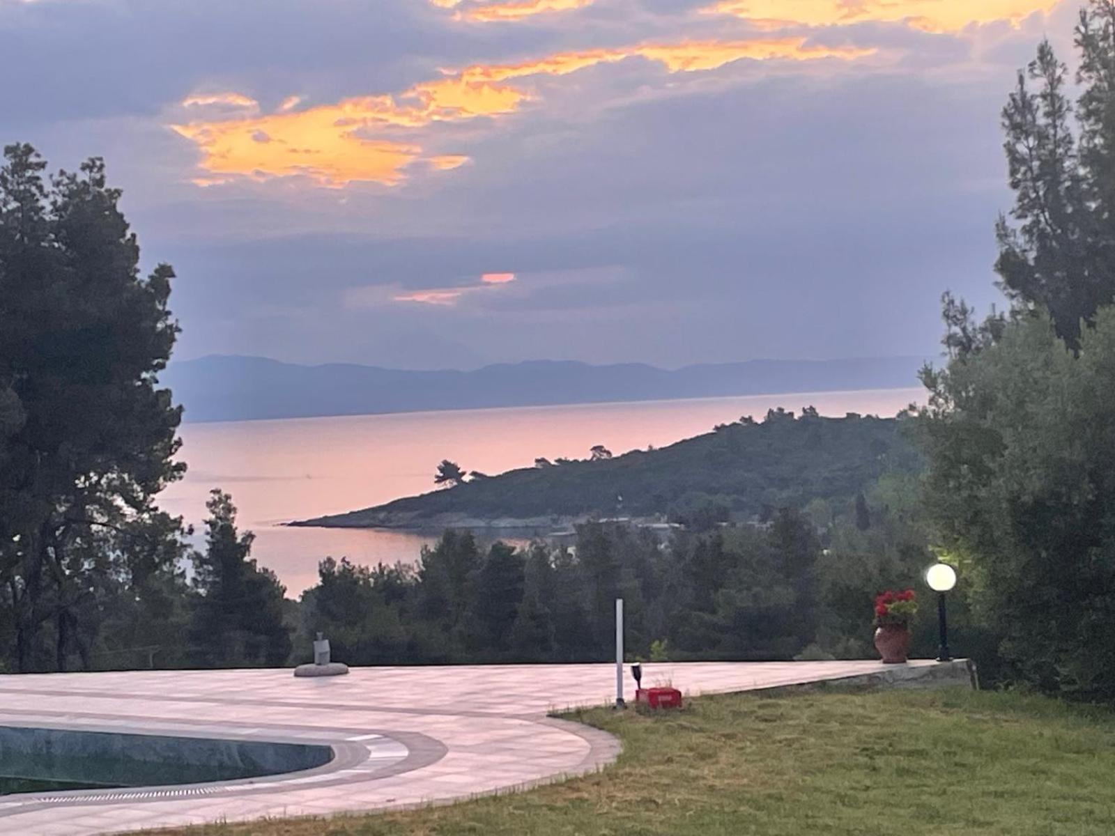 Villa Sourouko Paliouri Luaran gambar